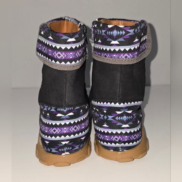 💥Sale💥NU Trendz 7 Lakes Design Ladies Lace Up Boots - Picture 3 of 7